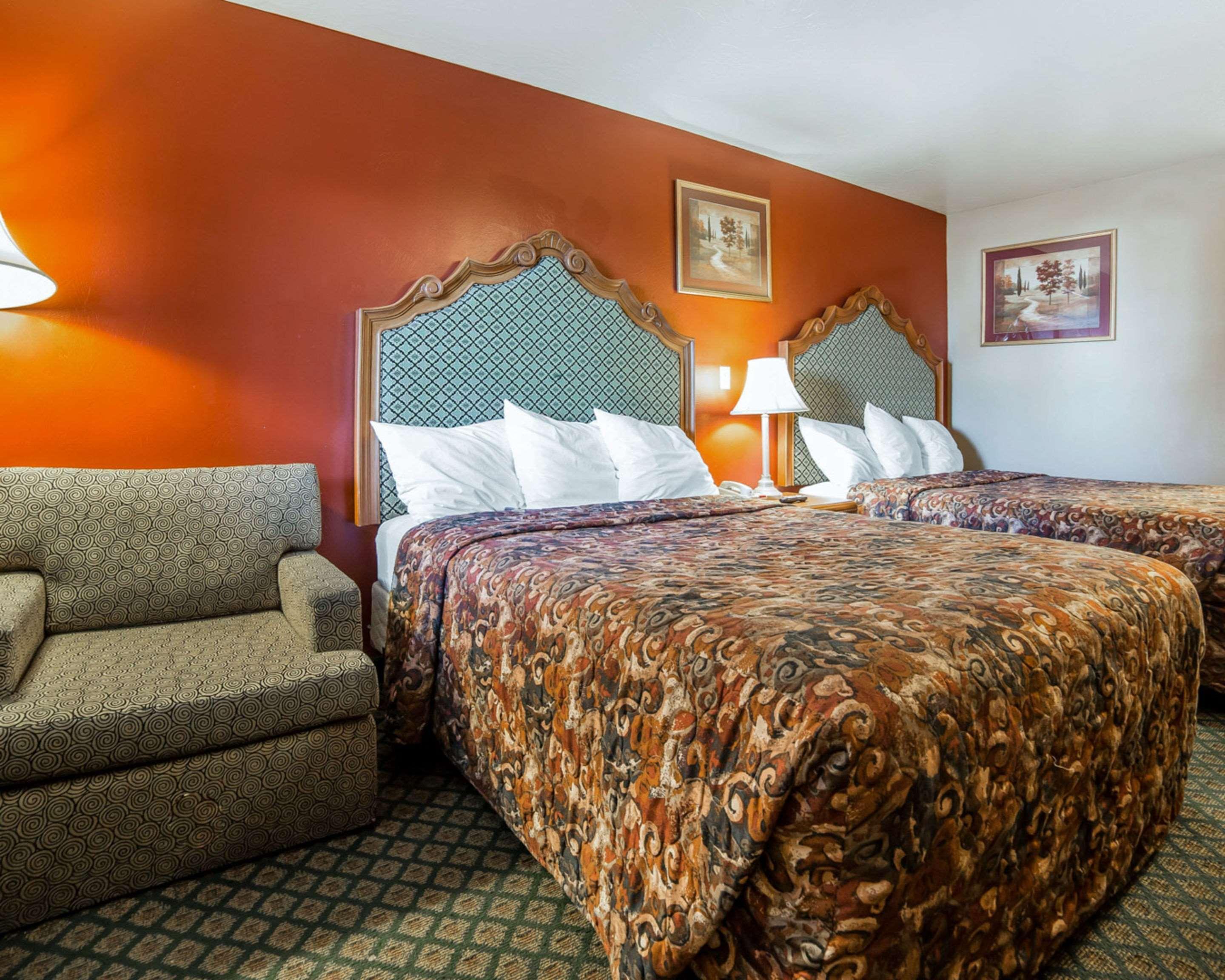 Riverton Inn & Suites ريفرتون المظهر الخارجي الصورة