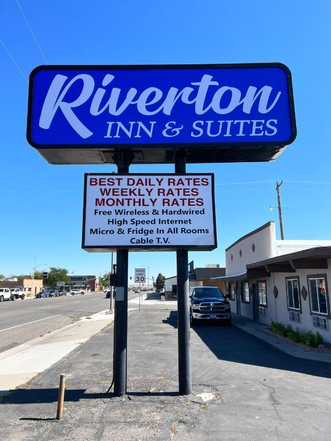 Riverton Inn & Suites ريفرتون المظهر الخارجي الصورة